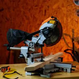 Akumulatorska potezna testera VMS 18520 FUSE Villager + baterija 2Ah