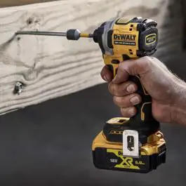 DeWalt DCF850P2T akumulatorski udarni odvrtač, 2x5,0 Ah XR + T-STAK kofer
