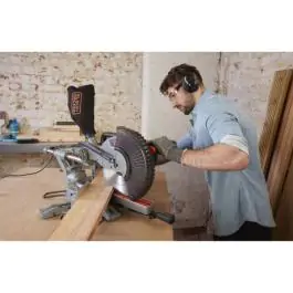 Black&Decker BES710 Stacionarna potezna kružna testera - ger, 254mm 2100W