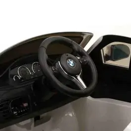 Auto za decu BMW X6M na akumulator