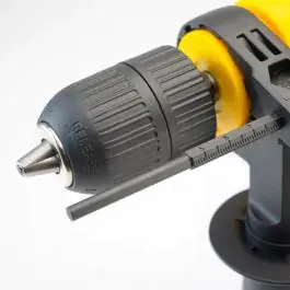 Udarna bušilica 650 W – BORMANN Lite BID6100