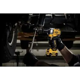 DeWalt DCF901P2 akumulatorski udarni odvrtač 12V, 340/542 Nm, 2x5.0Ah baterije i punjač u koferu