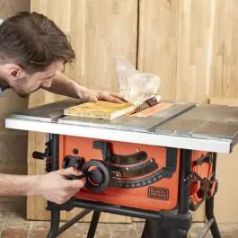 Black+Decker BES720 Stacionarna Kružna Testera 1800W 254mm