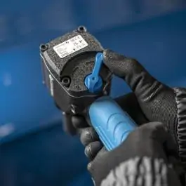 Pneumatski pištolj za odvrtanje Hogert HT4R626 1/2" 680Nm