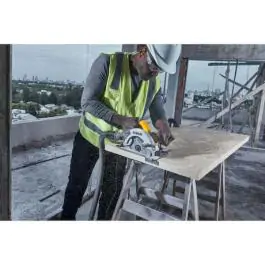 Kružna testera DeWALT DWE5615 – Snažna 1500W za precizno sečenje drva i građevinskih materijala