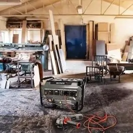 Benzinski agregat sa AVR funkcijom 2.2KW – GRAPHITE 58G904