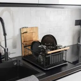 ESTIA ES01-12885 OCEĐIVAČ ZA SUDOVE 44X32X20CM METAL BAMBUS CRNI